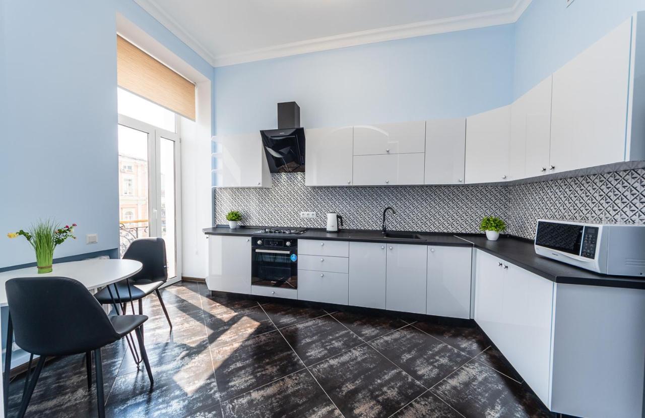 Apartamento View On Sofievskaya Square Kiev Exterior foto